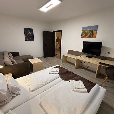 מישקולץ Pizza Tabor Apartman מראה חיצוני תמונה